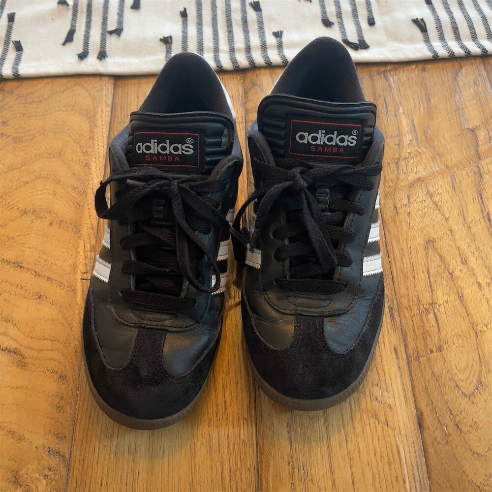 Adidas Samba Classic Kids Indoor Soccer Shoes Black/White Lace Up US 4